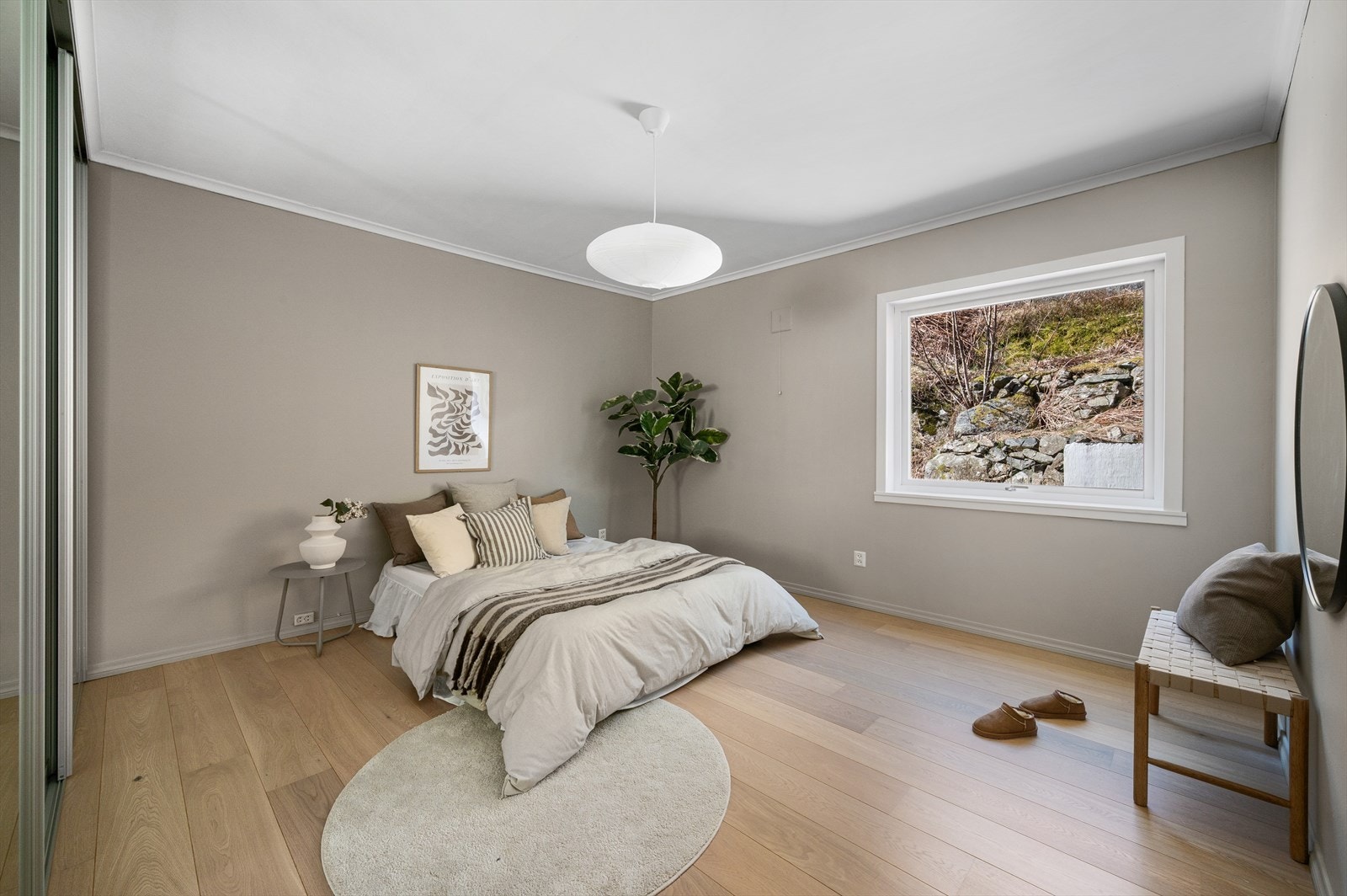 - Boligens hovedsoverom måler hele 17,3 m² - Galleribilde