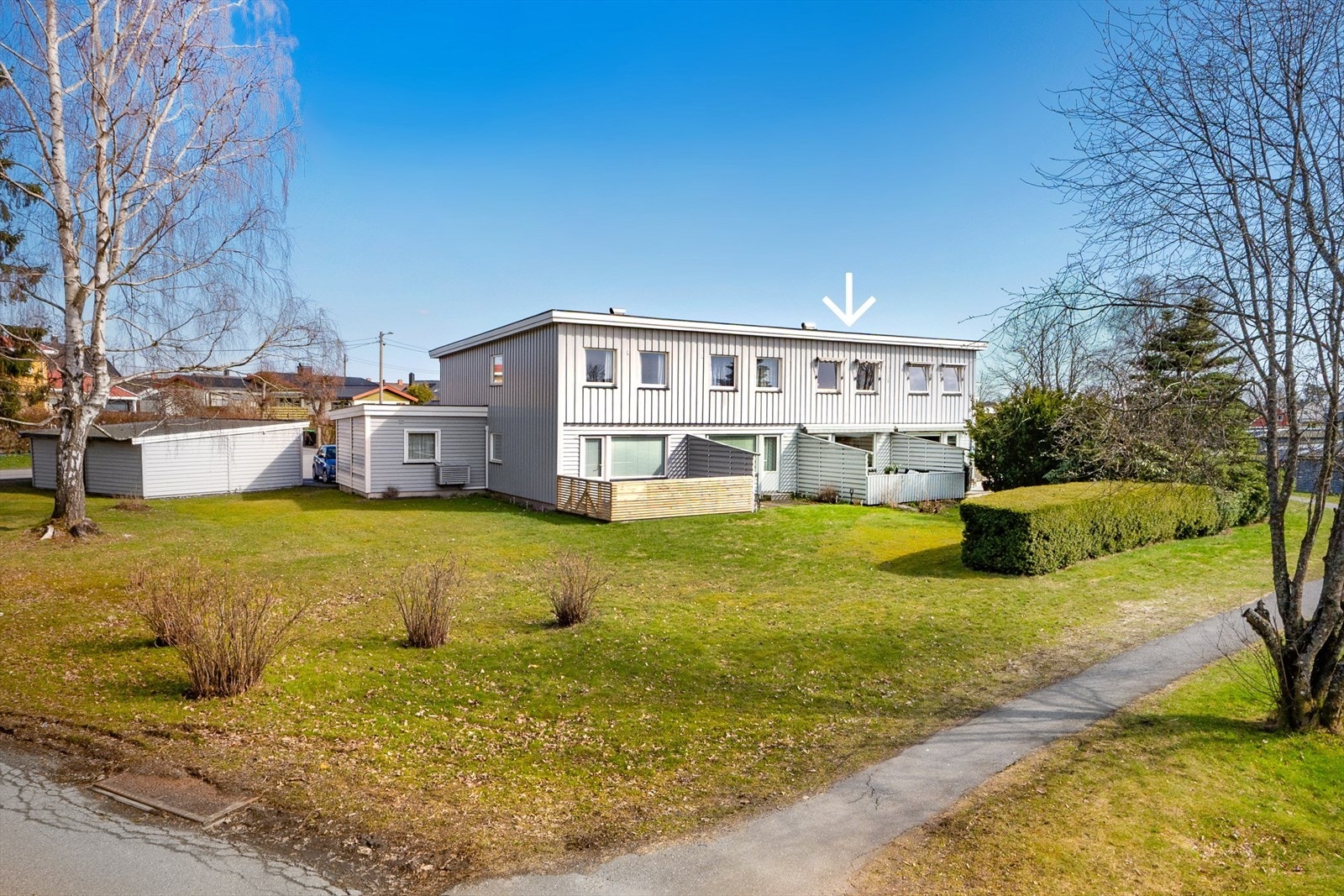 Et trivelig område egnet for både barnefamilier, par og enslige, med Ekholt skole rett over veien og gangavstand til Rygge storsenter. Galleribilde