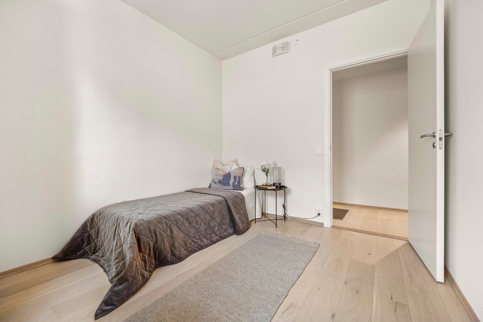 Soverom. Galleribilde