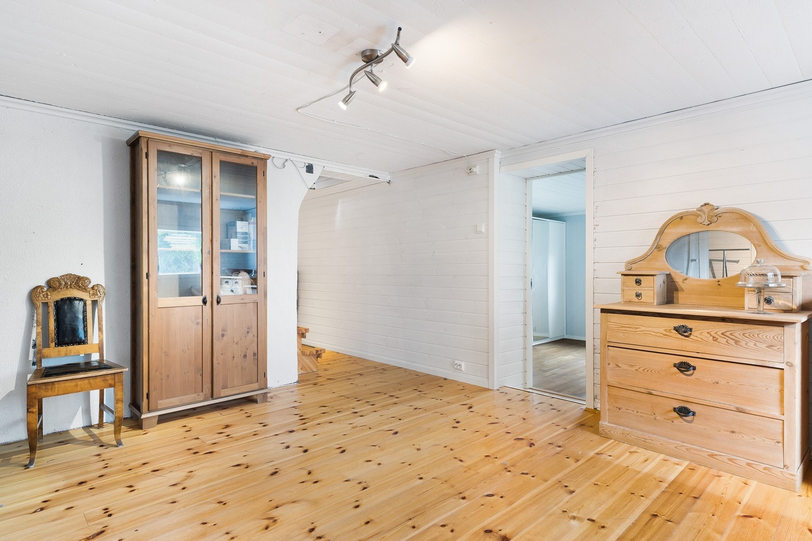 Underetasje Galleribilde