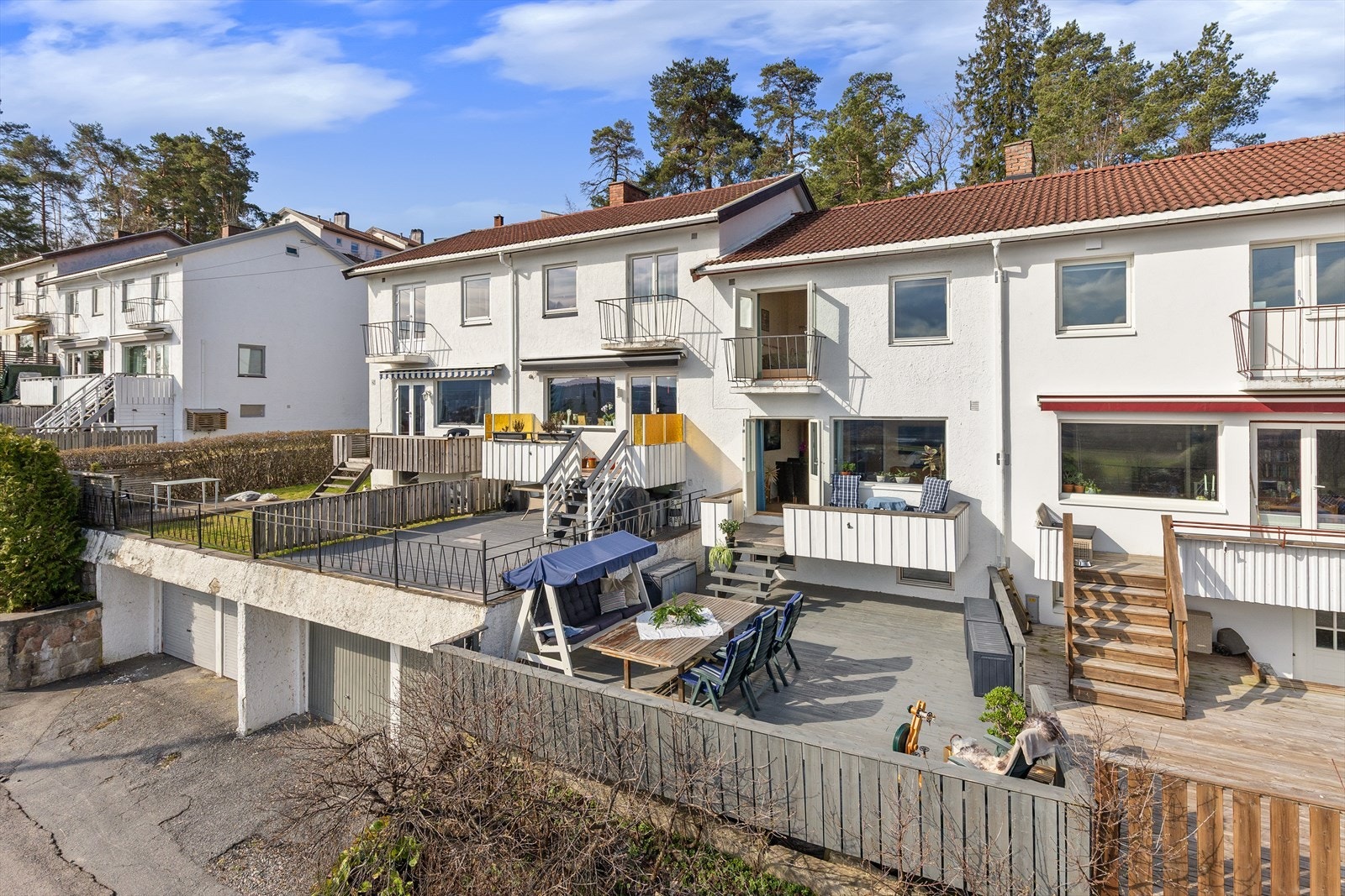 Velkommen til Høgdaveien 42C - Selveiet rekkehus med god beliggenhet | Foto: Tanum Foto Galleribilde
