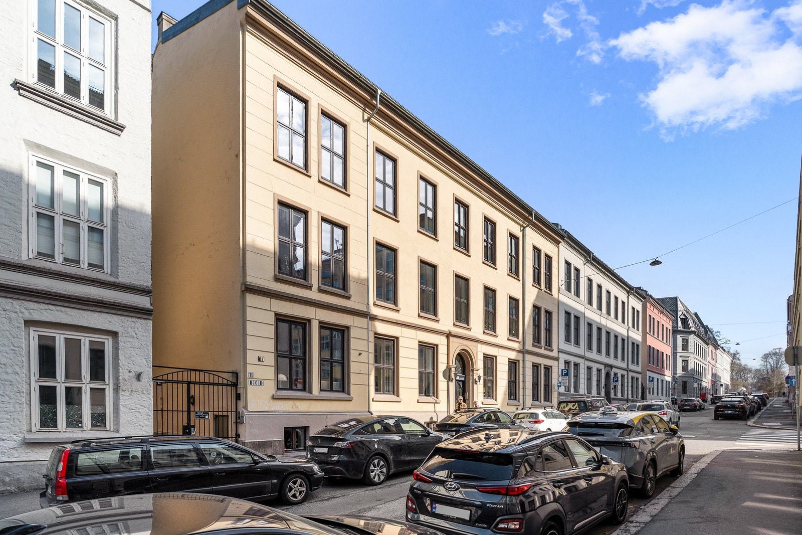 Kvartalet avgrenses av Frimanns gate, Langes gate, Wessels gate og Zetlitz' gate. Galleribilde