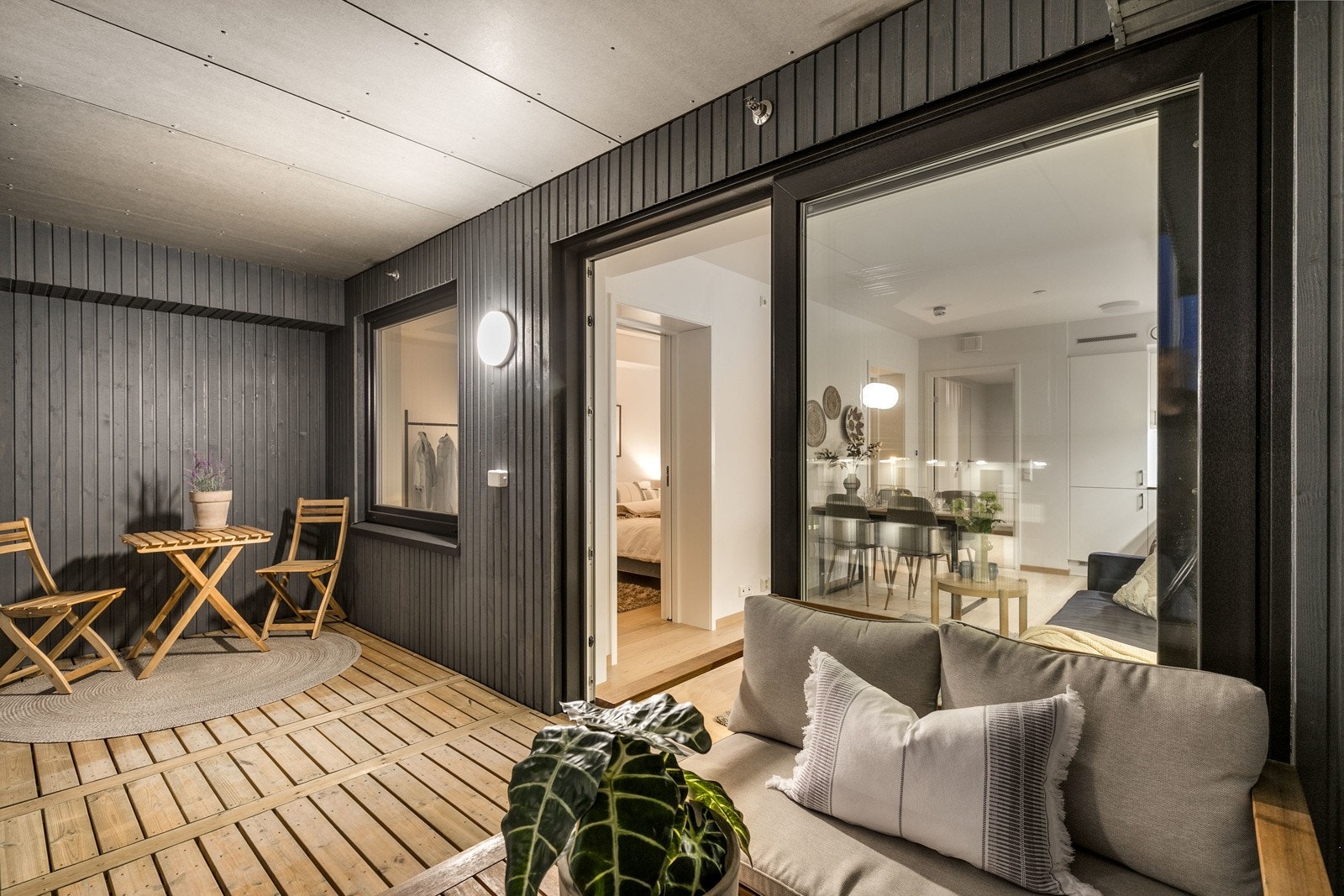 Her har man god plass til utemøbler etter eget ønske. Galleribilde