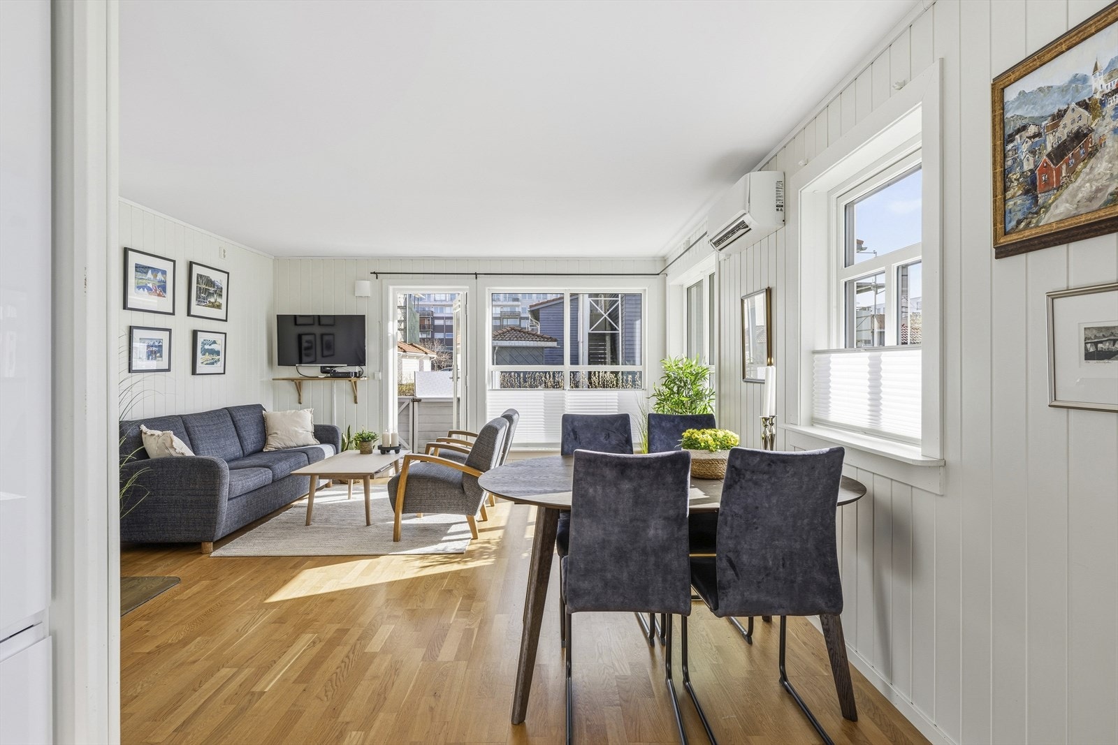Leiligheten er en gjennomført og innflytningsklar leilighet med alt på stell. Galleribilde
