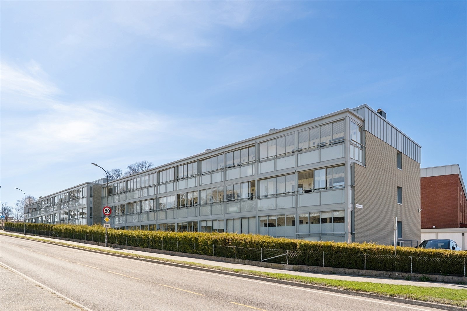 Fasaden til Fjellstua Borettslag, oppført i 1980. Galleribilde