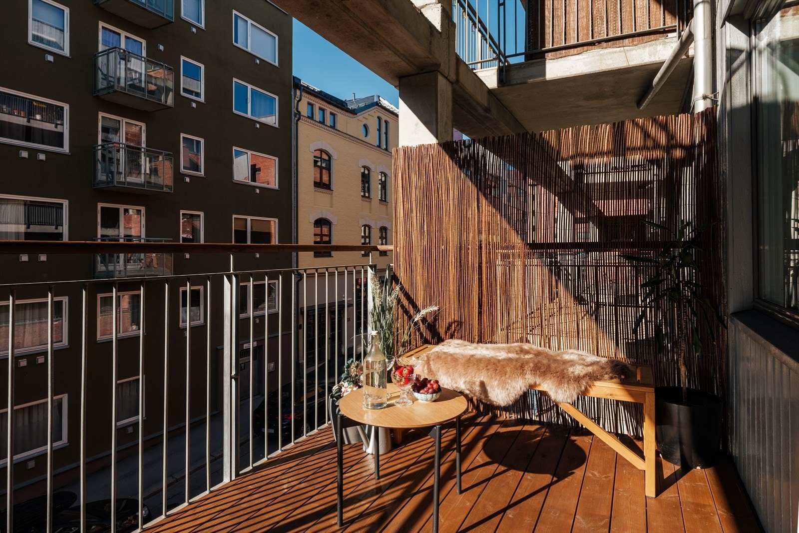 Gøteborggata 49 er en moderne 3-roms leilighet med balkong på 8m². Galleribilde