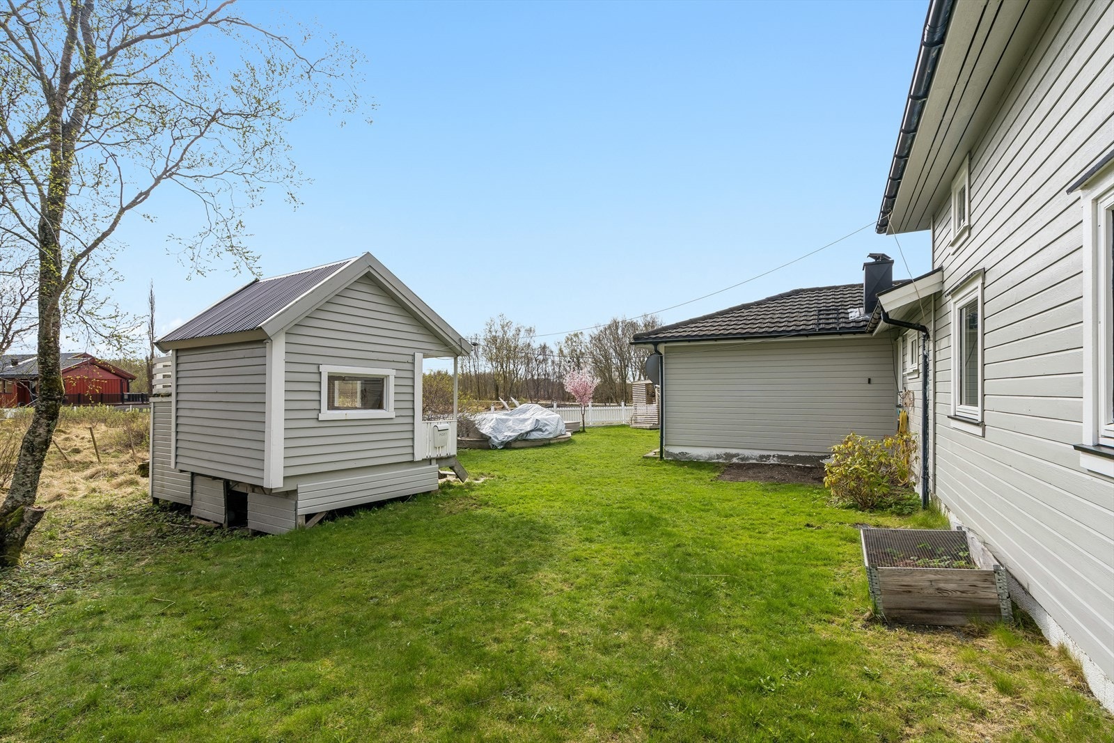 Eiendommen har et velholdt uteområde. Galleribilde