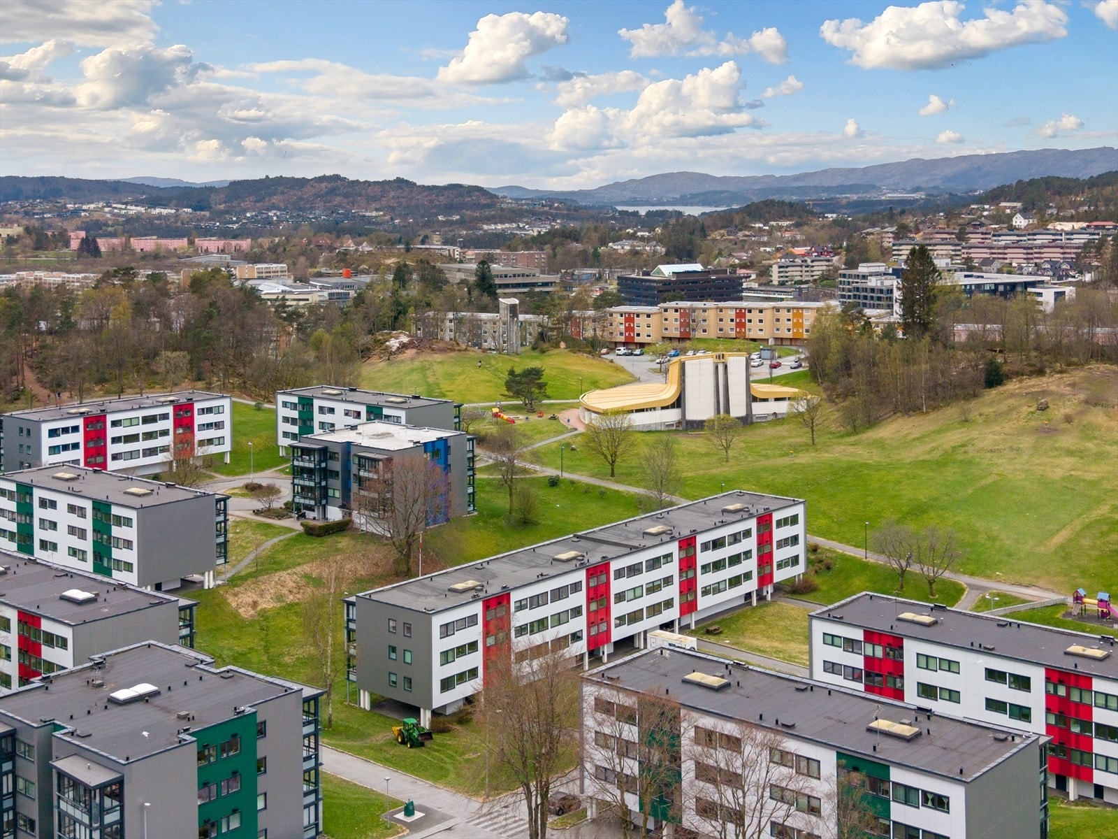 Leiligheten har en attraktiv beliggenhet midt i Fyllingsdalen. Galleribilde