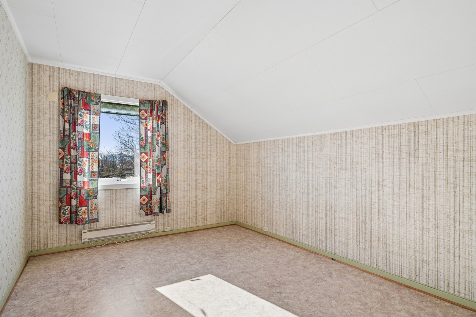 Soverom. Galleribilde