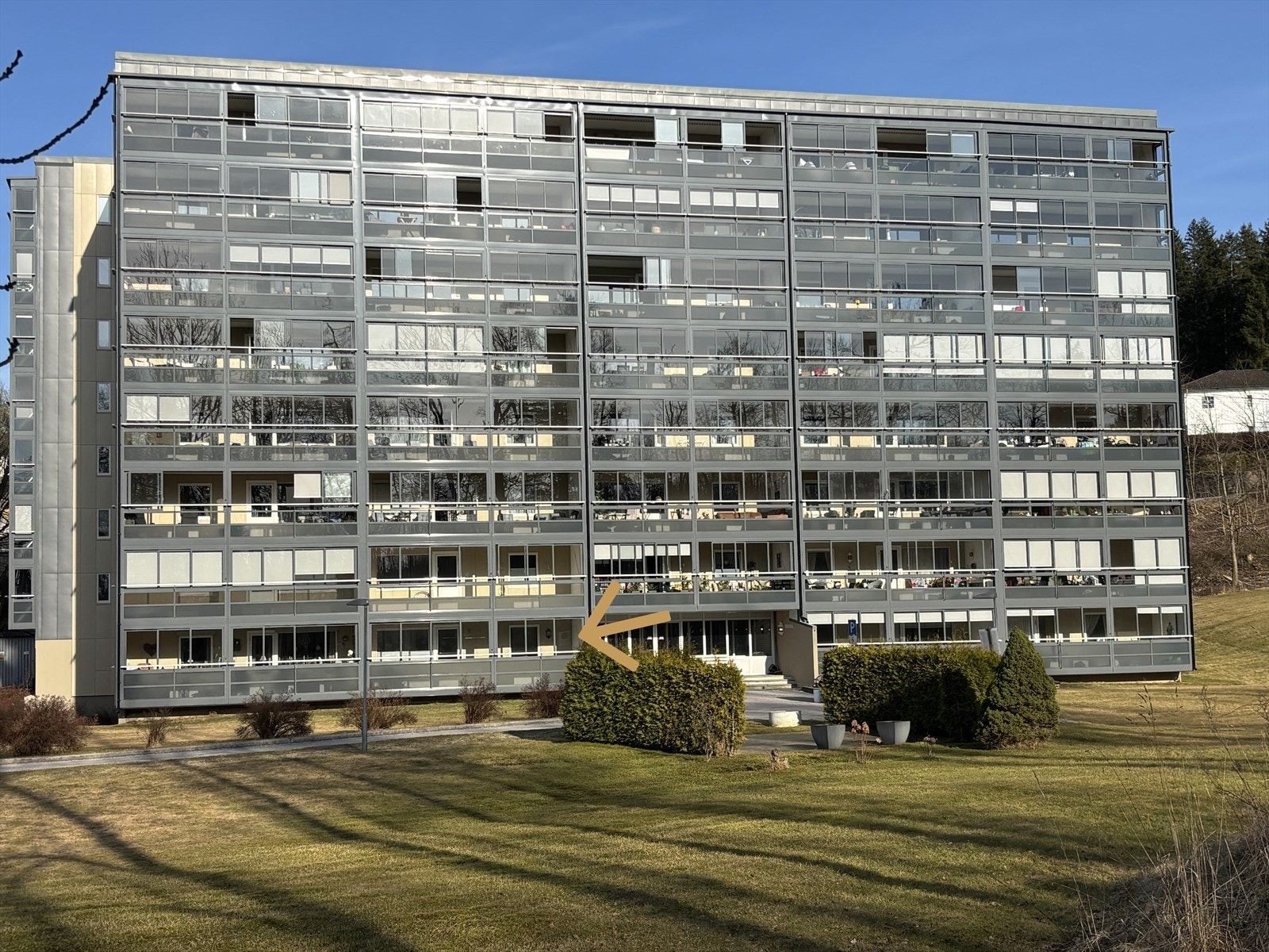Leiligheten ligger i 1. etasje med enkel adkomst Galleribilde