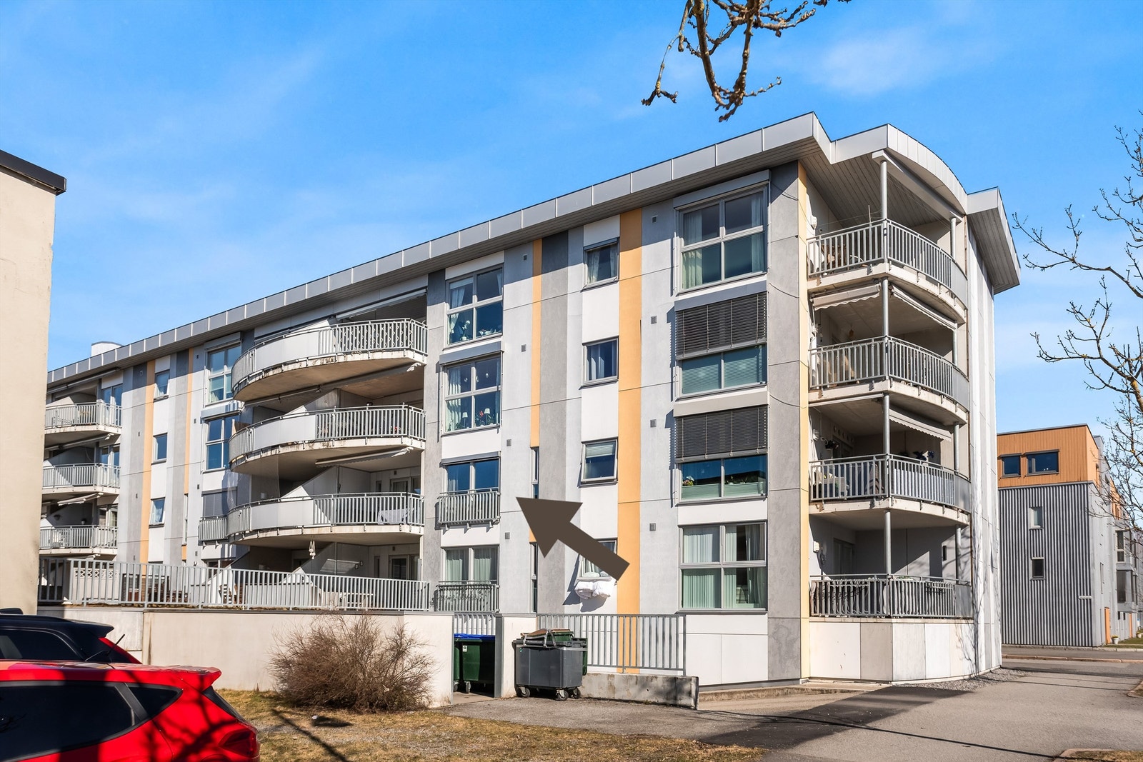 Leiligheten ligger i et attraktivt og sentralt boområde i Årnes sentrum. Galleribilde