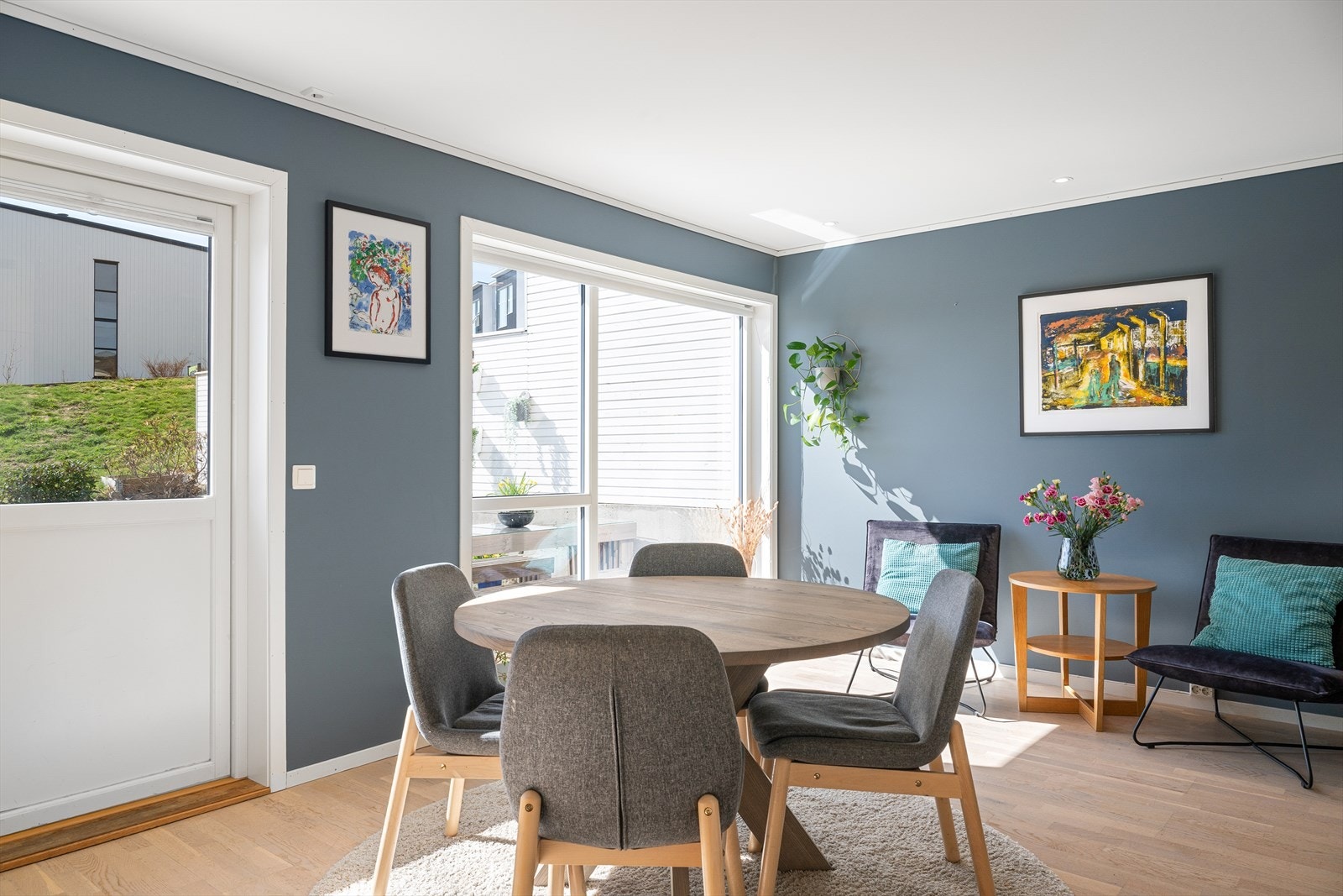 I andre enden er det mulighet for å innrede med sittegruppe Galleribilde