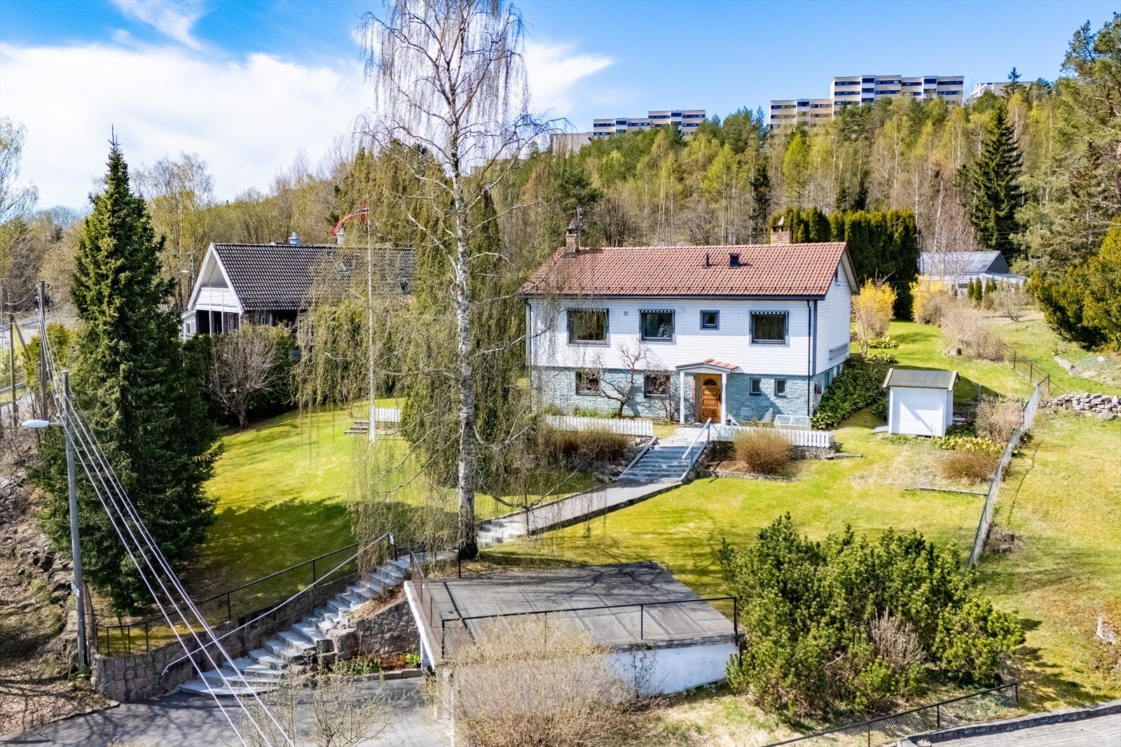 Velkommen til Fossumveien 4, presentert av Robert Valdal i Nordvik Bolig! Foto: Stefan Borup Galleribilde
