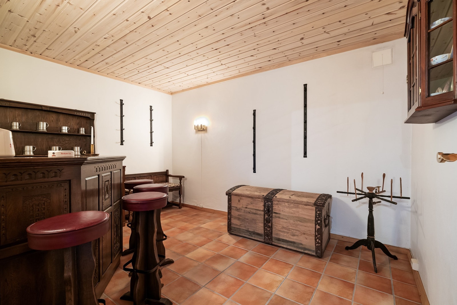 Rom benyttet som bar. Galleribilde