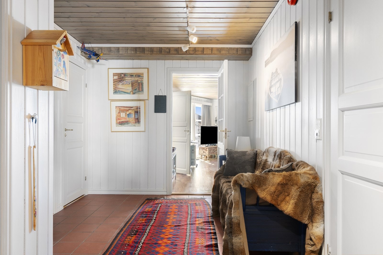 Videre inn til stue/kjøkken og soverom Galleribilde