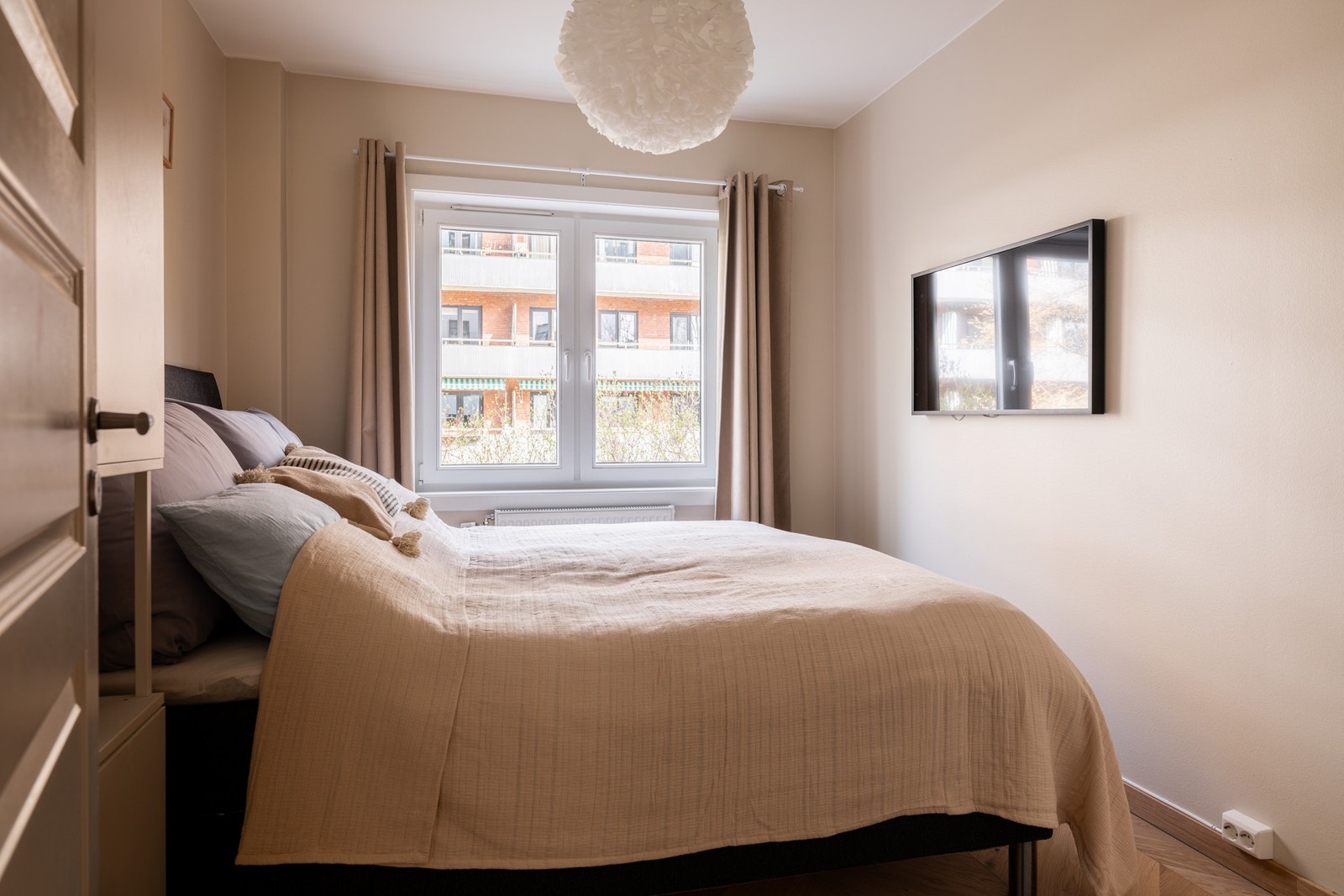 Soverom I med plass til dobbeltseng. Galleribilde