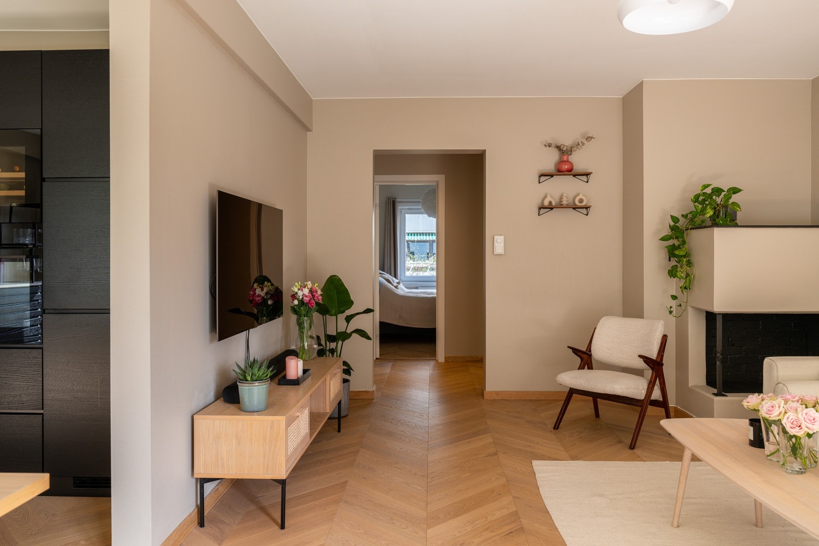 Gjennomgående planløsning. Galleribilde
