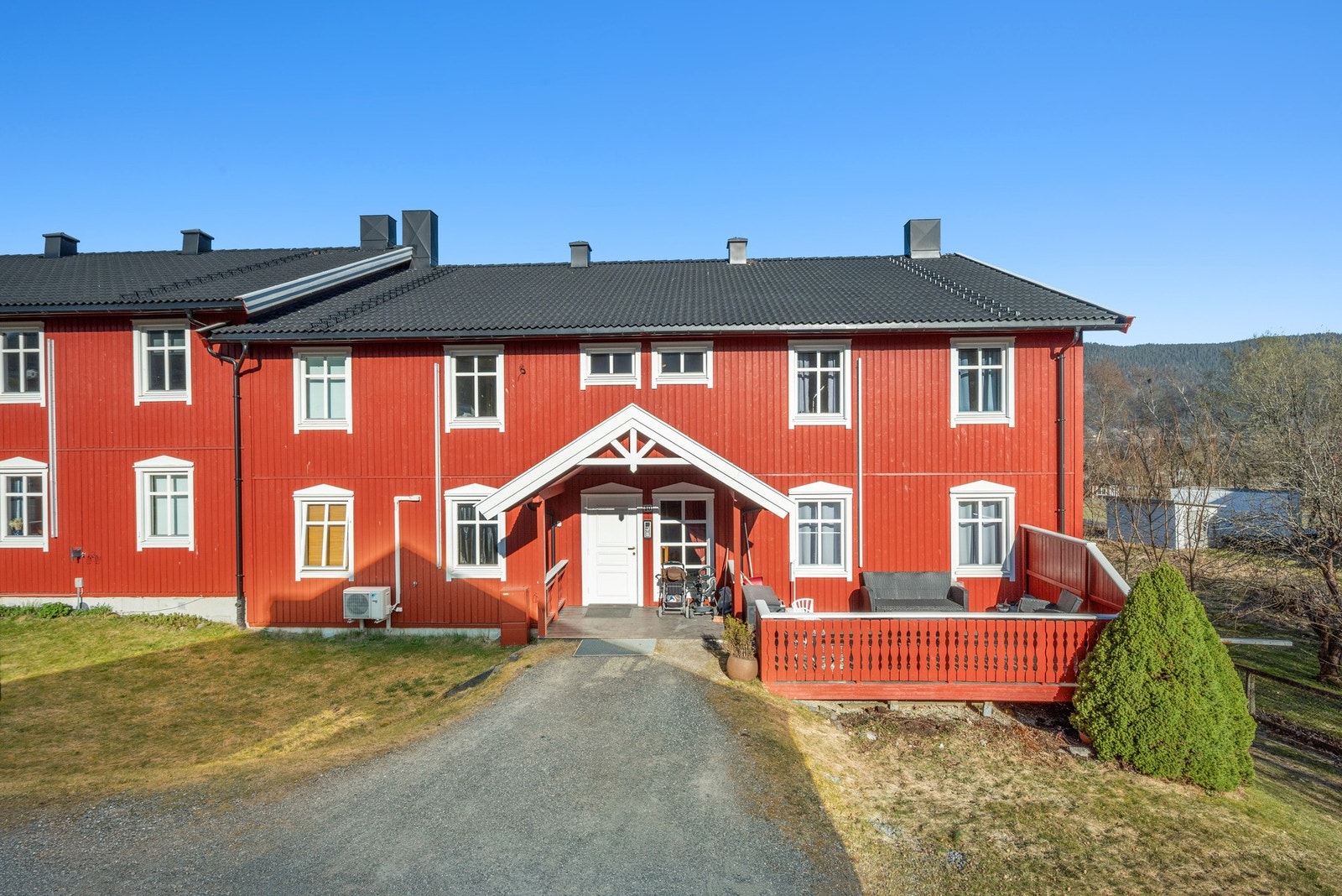 Peter Deinbolls veg 10 finner du på Nerøra, bare 5 min fra Orkanger sentrum. Galleribilde
