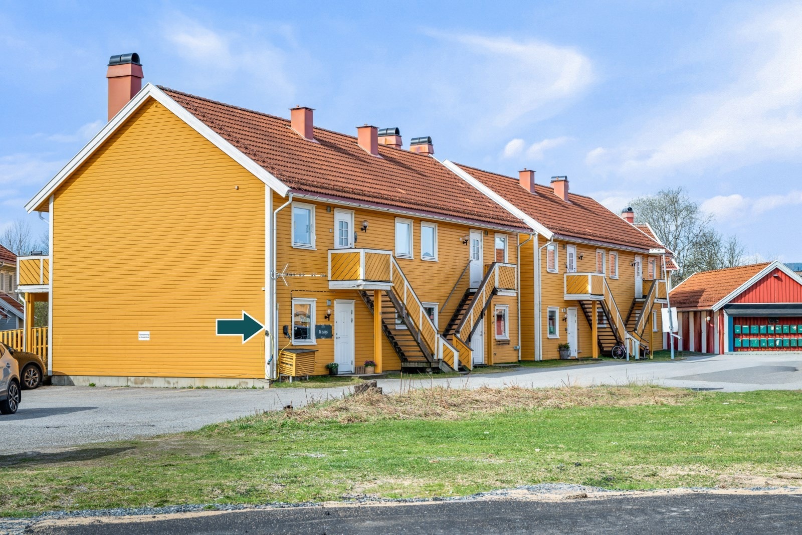 Elbillader på siden av leiligheten. Galleribilde