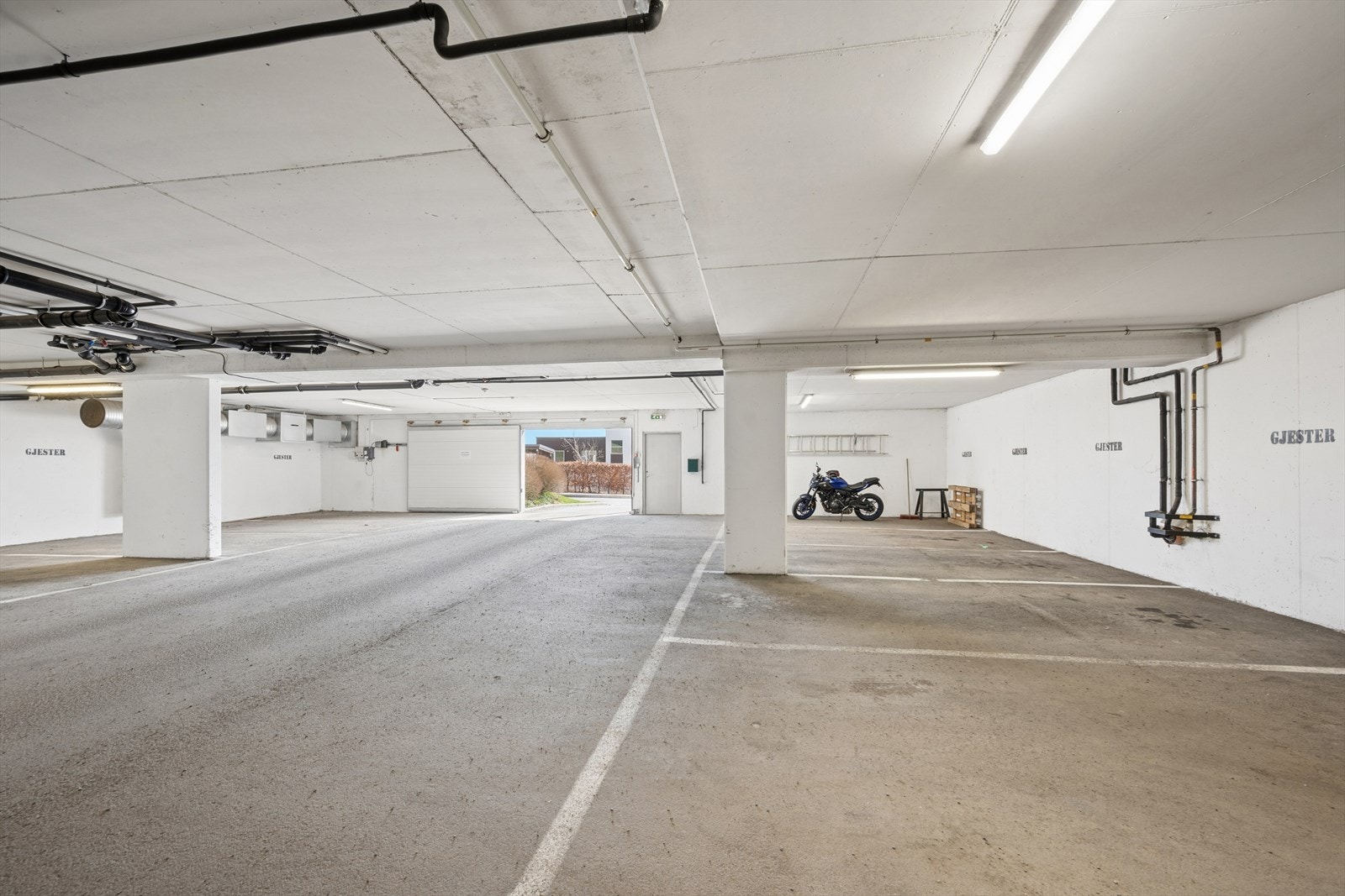 Sameiet disponerer i tillegg gjesteparkeringsplasser for besøkende. Galleribilde