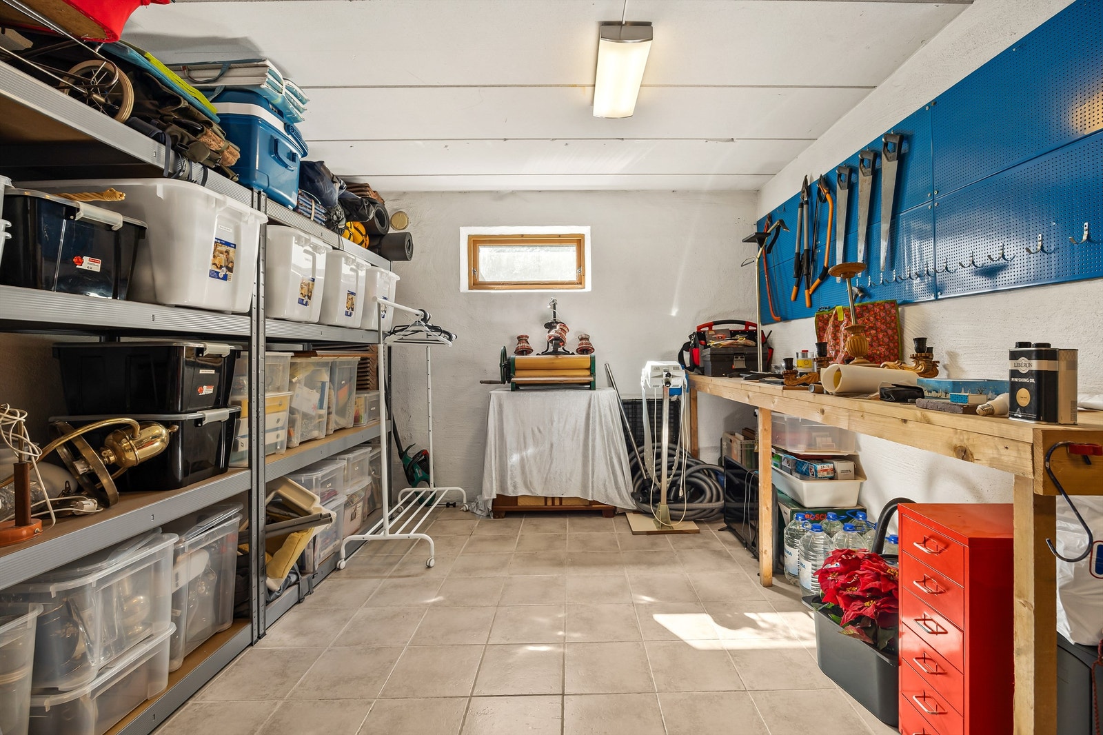 Den tredje boden er innredet som et praktisk verksted. Galleribilde