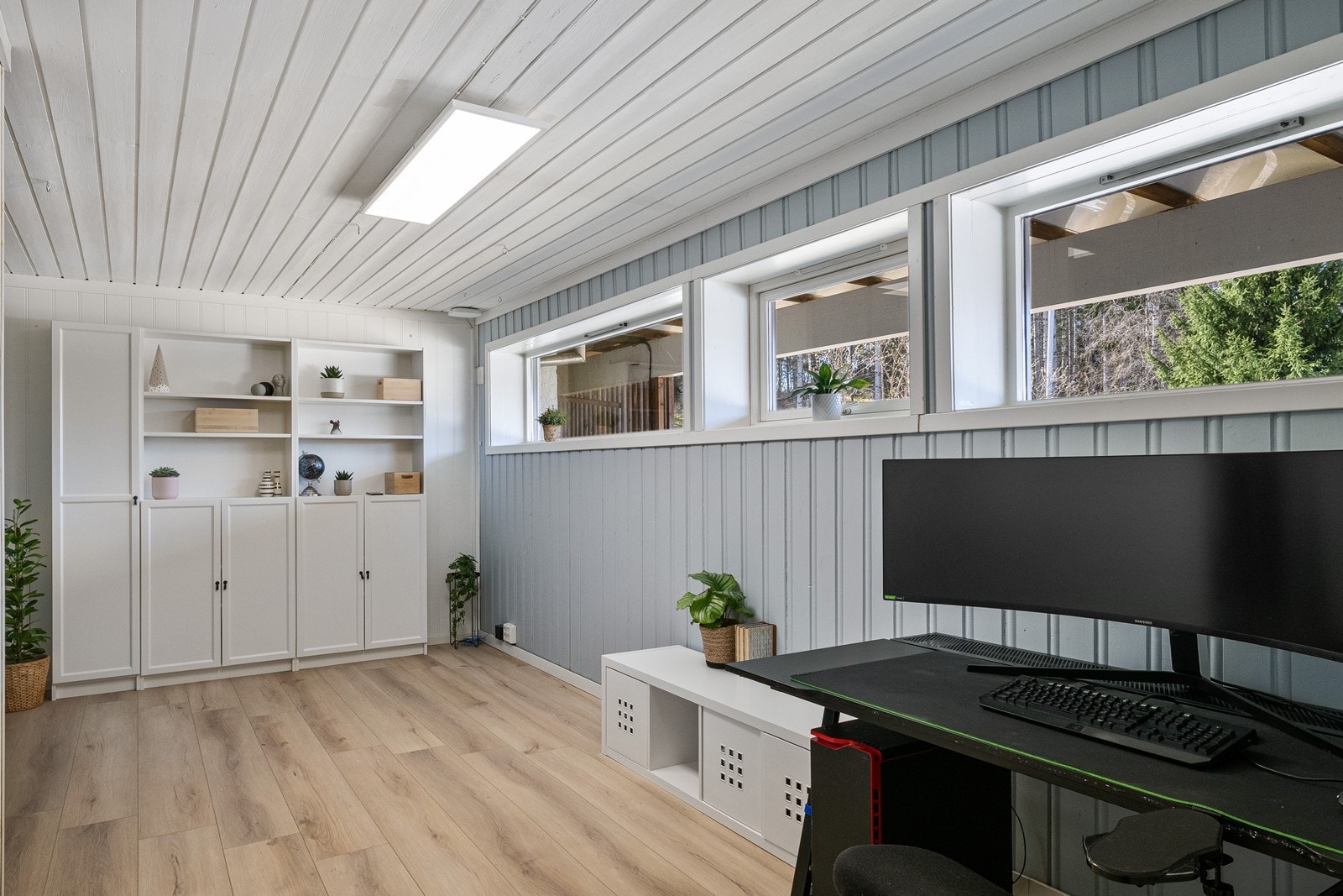 Her er det også god plass til en egen kontorkrok eller et hobbyområde. Galleribilde