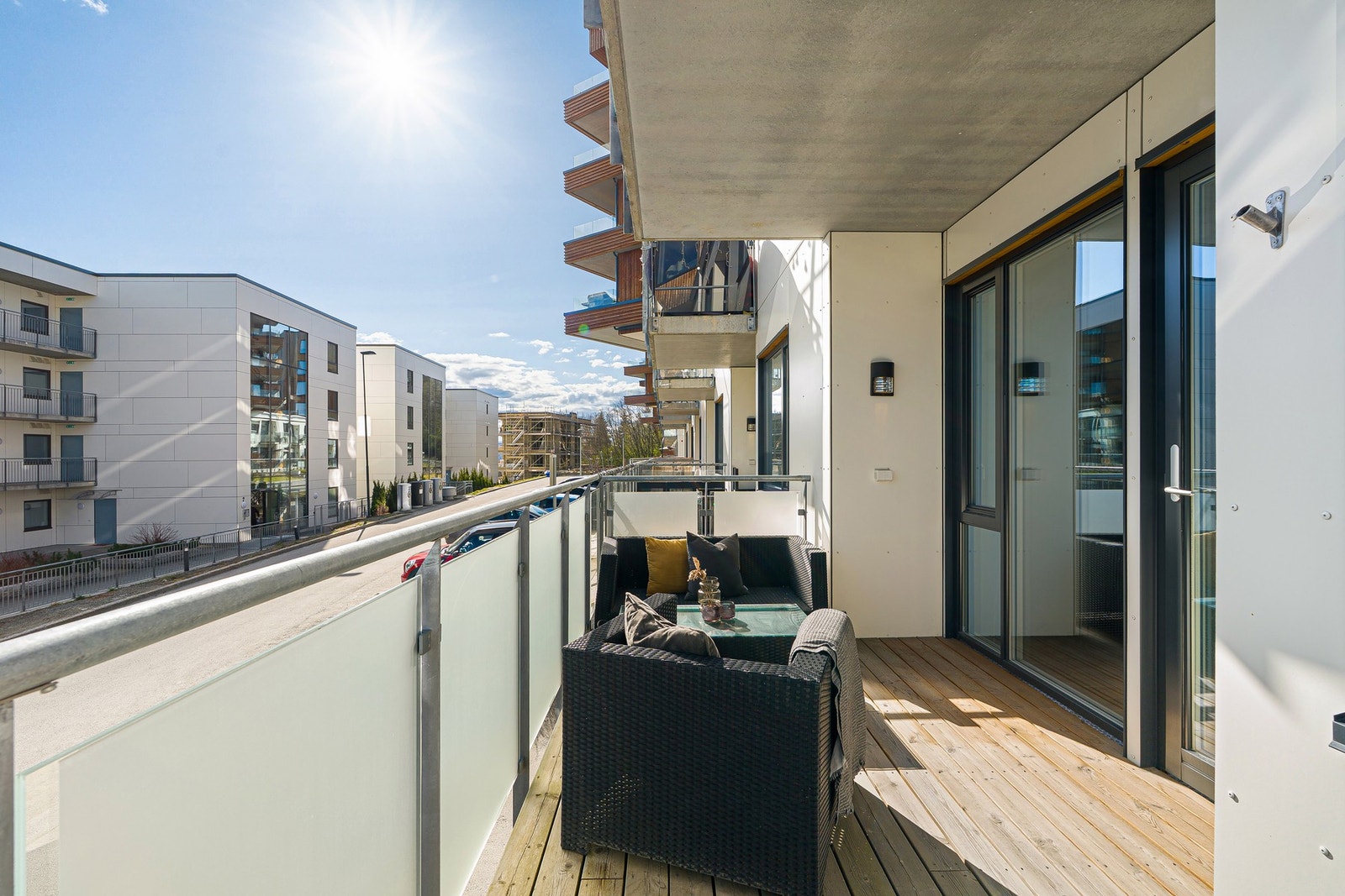 Balkongen er på hele 12m². Galleribilde