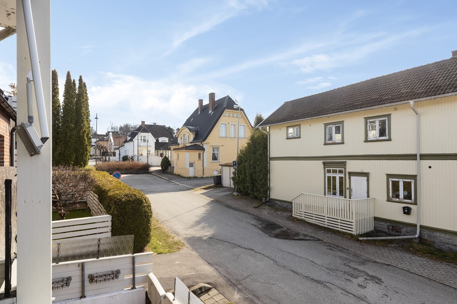 Fra leiligheten er det nærhet til gode bussforbindelser, og fra kollektivknutepunkt ved Landmannstorget. For øvrig nærhet til Skien stasjon med togforbindelser. Galleribilde
