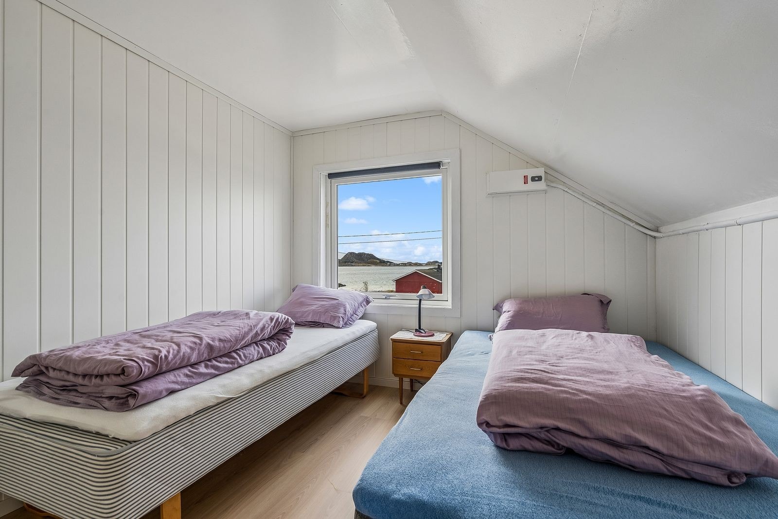 Rommet har adkomst fra gangen. Galleribilde