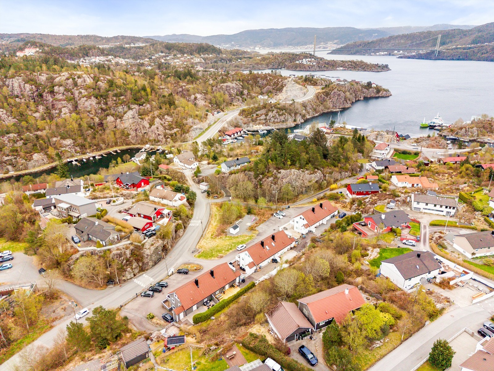 Gode bussforbindelser fra Marikoven. Galleribilde