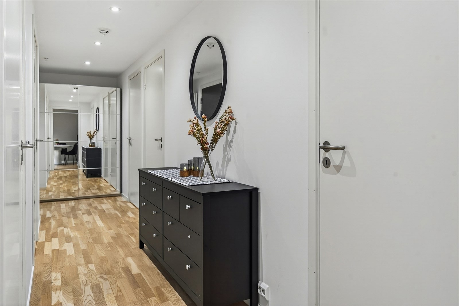 Leiligheten har en effektiv planløsning som utnytter arealet på 68 m² godt. Galleribilde