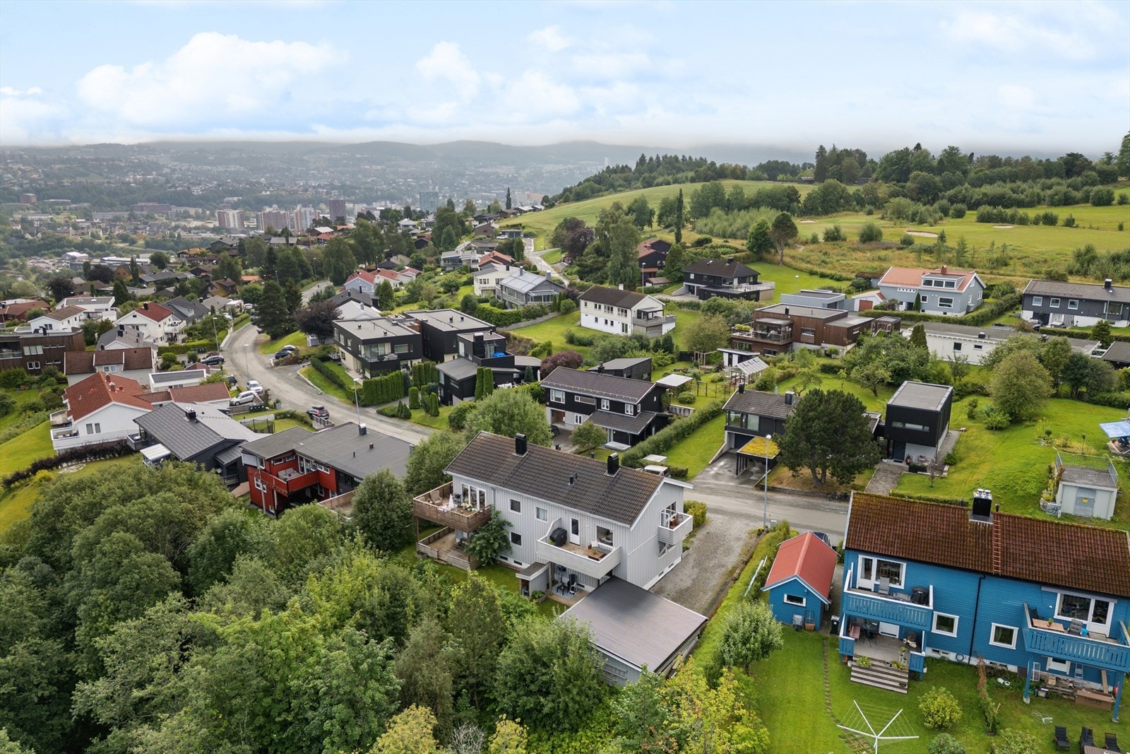 Havstein er et veletablert og attraktivt boligområde med nærhet til både sentrum og Bymarka. Galleribilde