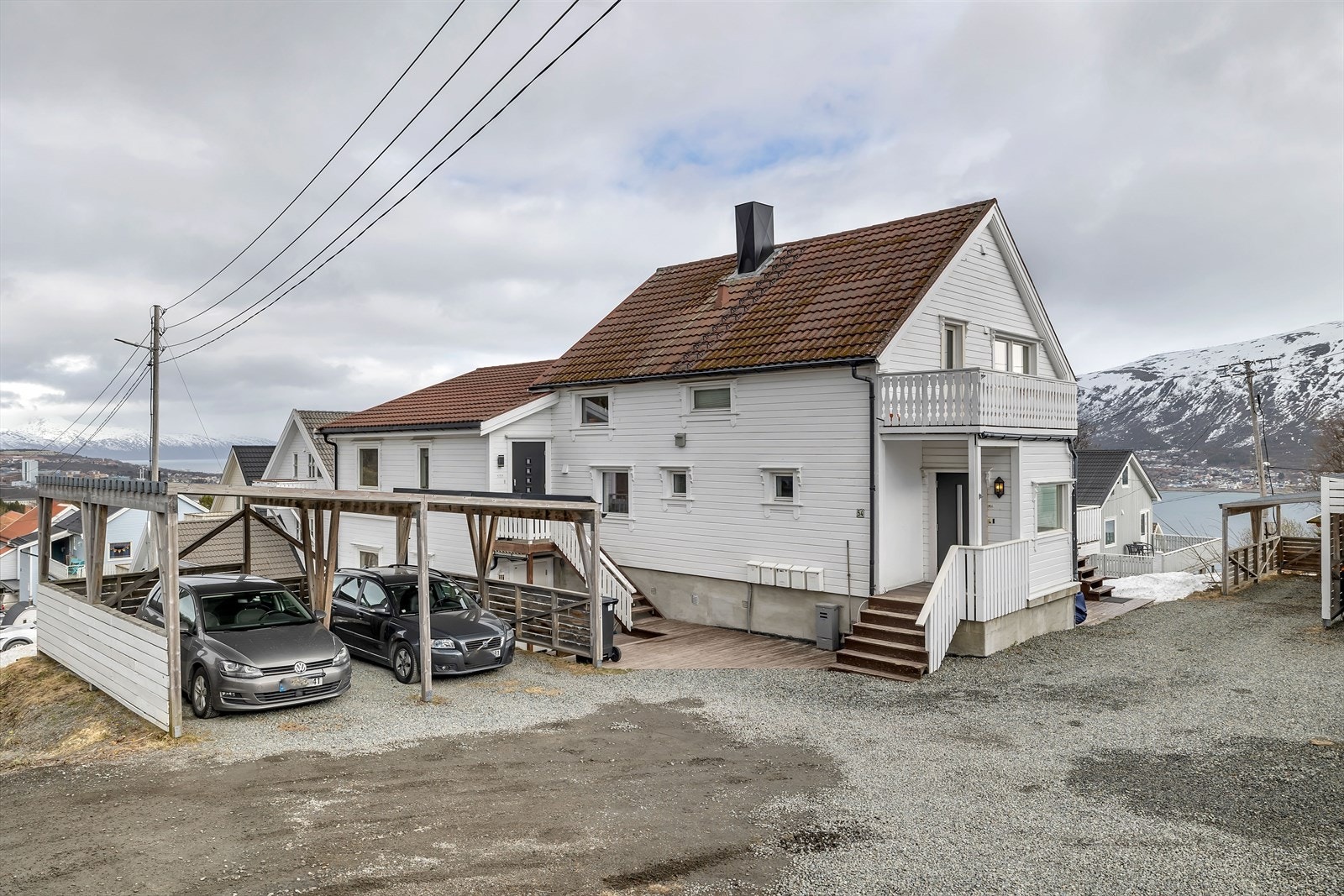 Parkering i carport Galleribilde