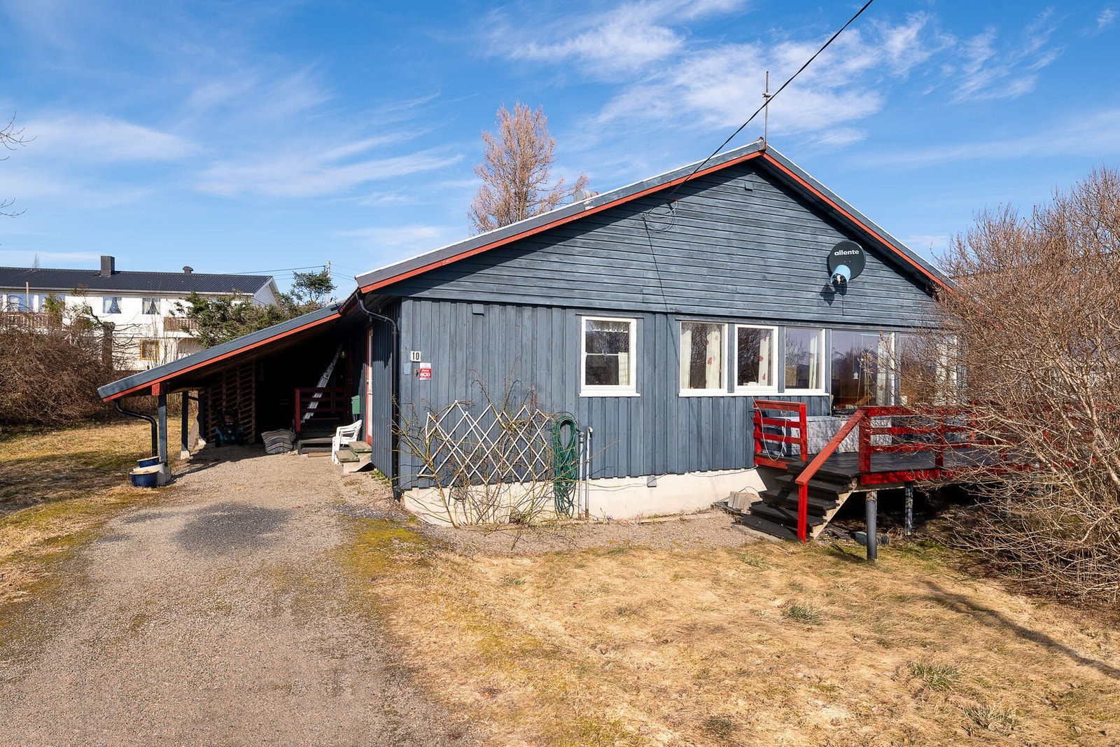 Praktisk enebolig med alt på ett plan | 3 soverom | Carport | Attraktiv og solrik beliggenhet Galleribilde