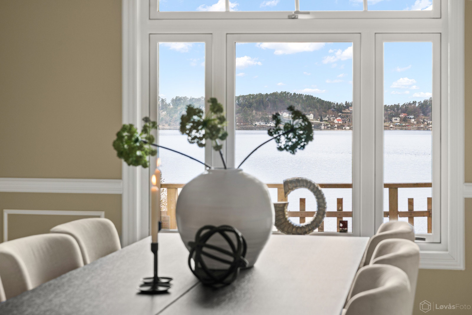 Nydelig utsikt fra spisestuen. Galleribilde
