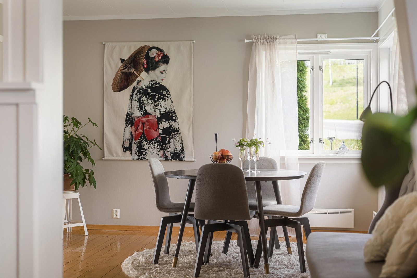 Innbydende stue. Galleribilde