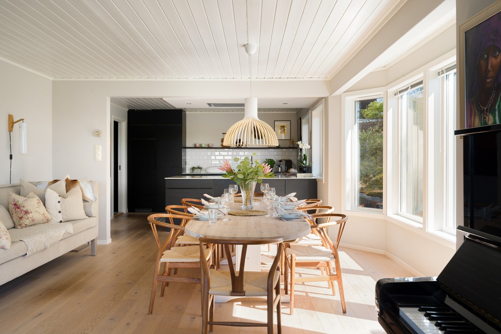 Spisestue med plass til langbord Galleribilde