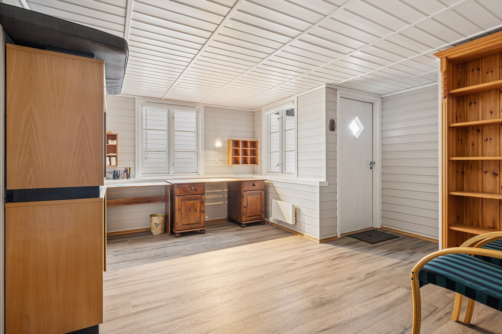 Uthuset rommer også et praktisk kontor for hjemmearbeid eller studier. Galleribilde