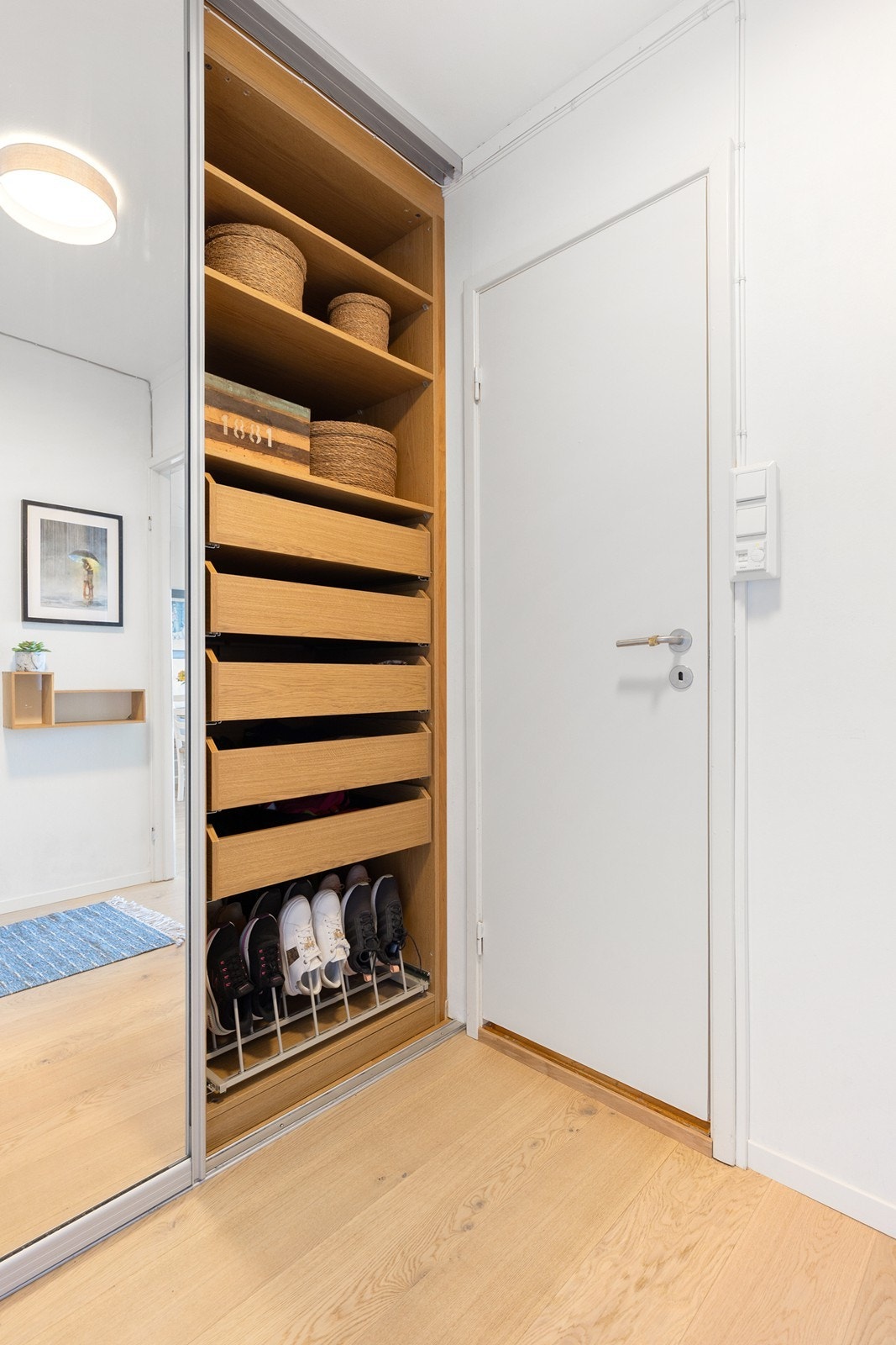 Praktisk garderobe Galleribilde