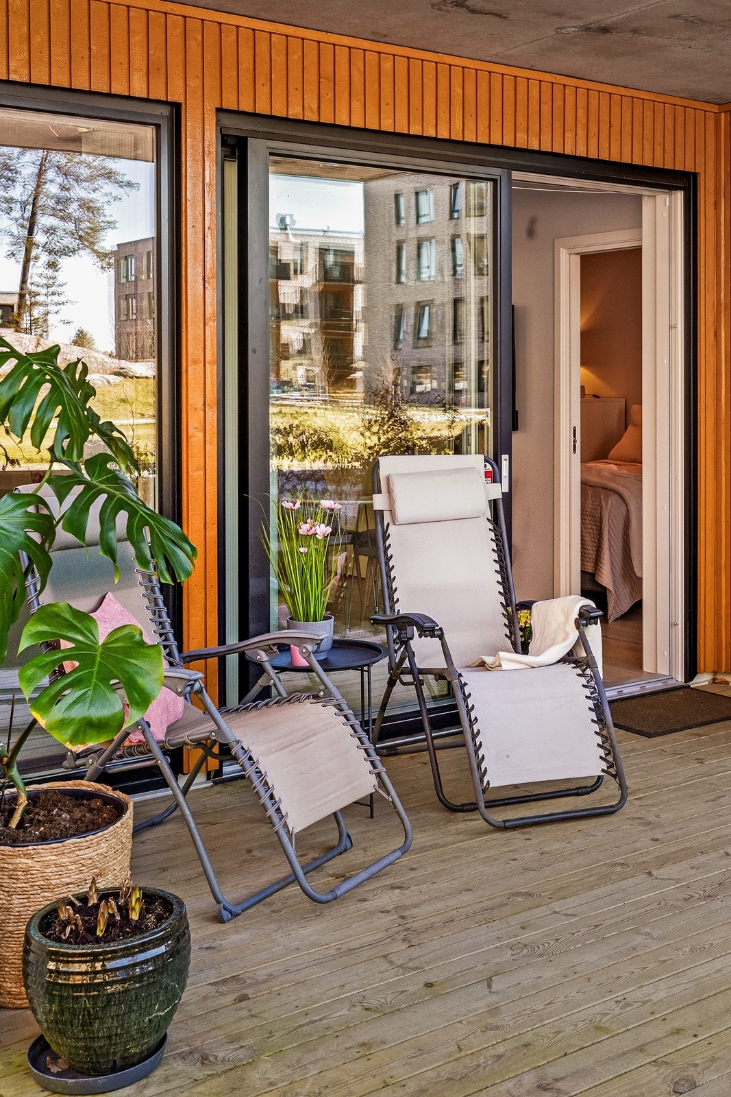 Gode møbleringsmuligheter ute på terrassen. Galleribilde