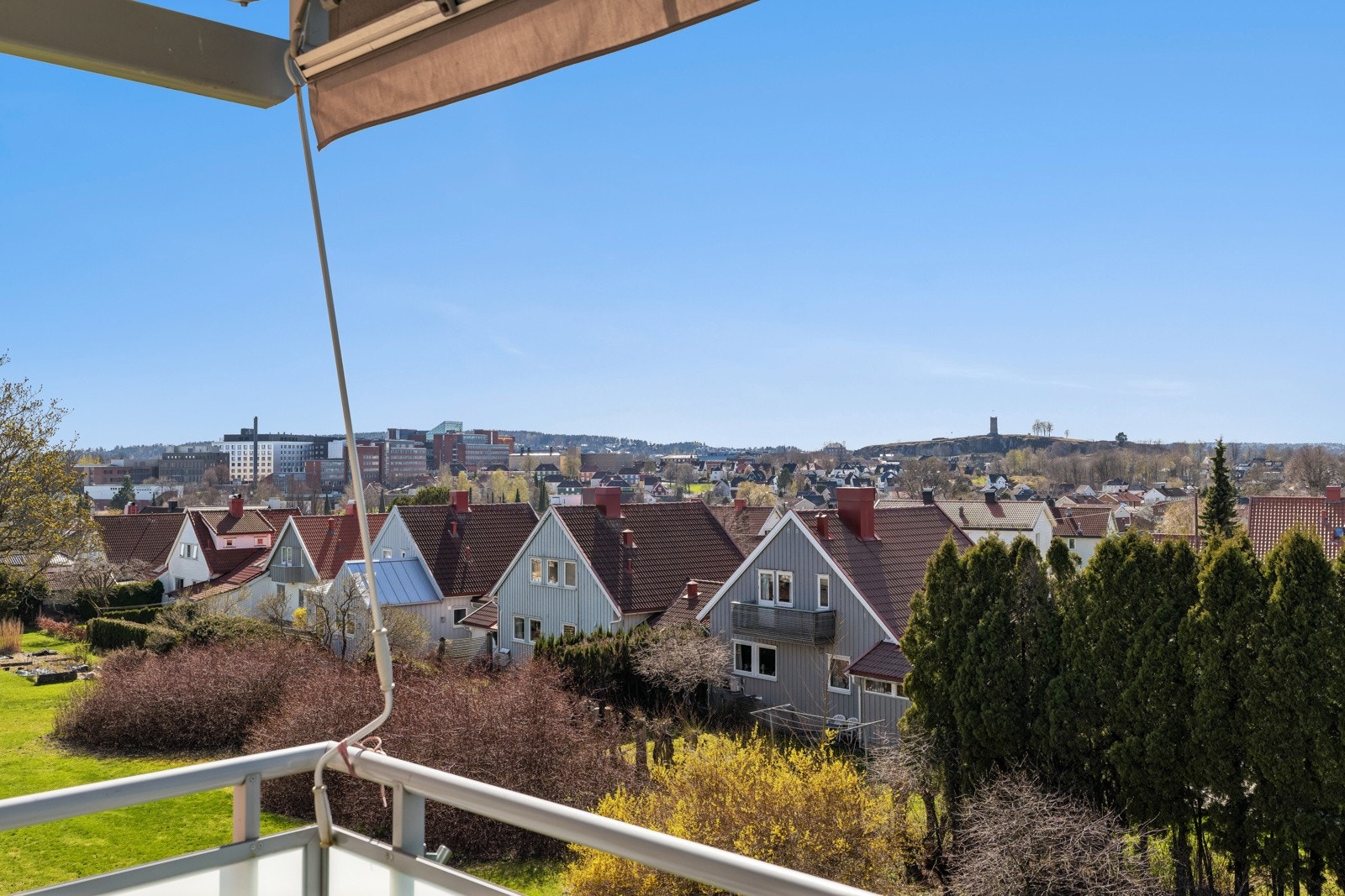 Utsikt fra balkongen Galleribilde