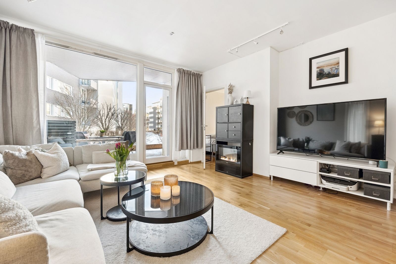 Velkommen til Gunnar Schjeldrups vei 11S - Flott 2-roms leilighet med stor terrasse - Ledig 1 April! Galleribilde