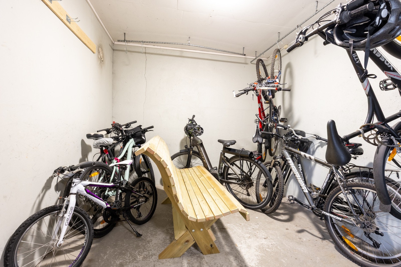 Det er 2 sykkelboder. Galleribilde