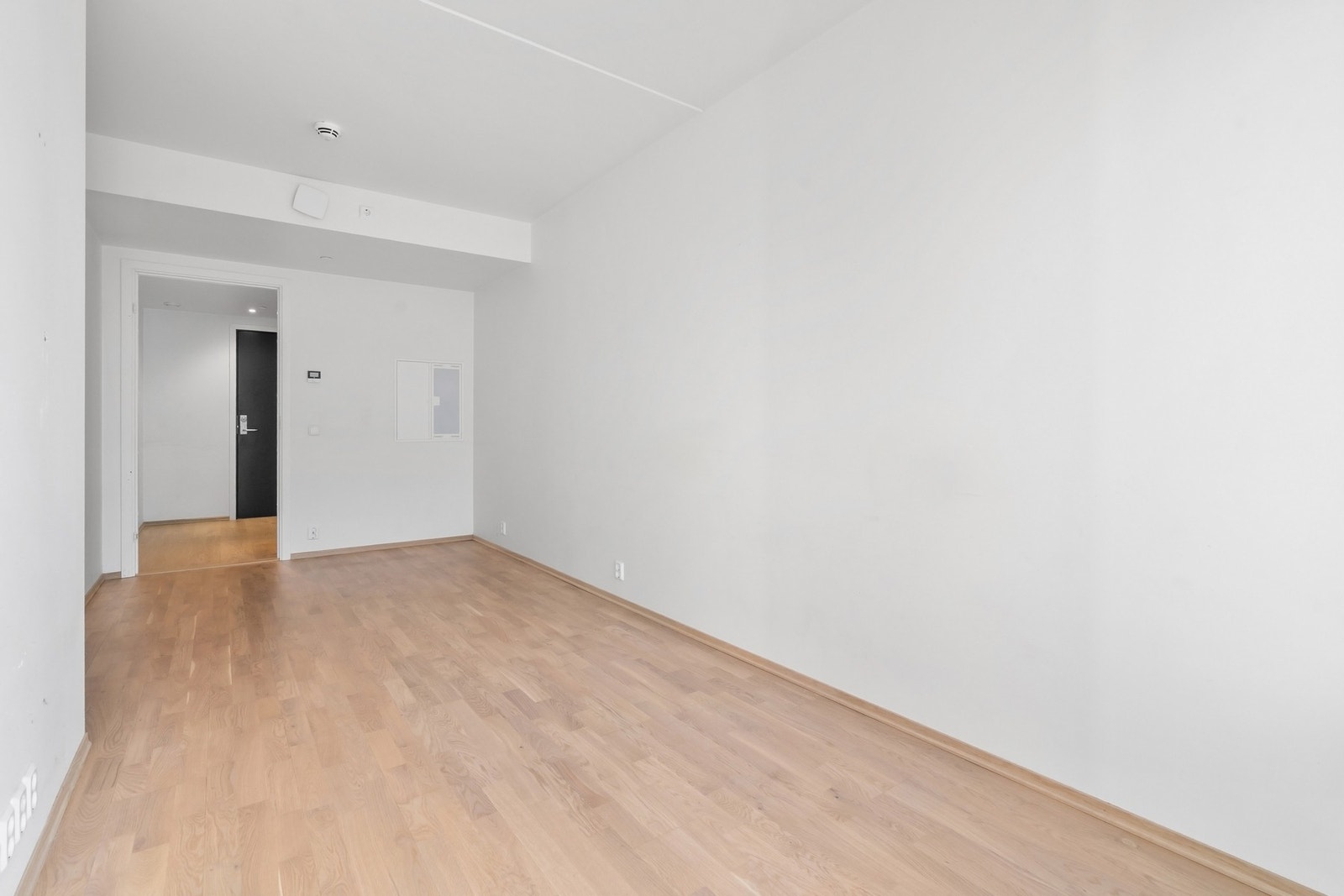 Leiligheten ligger fint til i 3. etasje med heisadkomst. Galleribilde