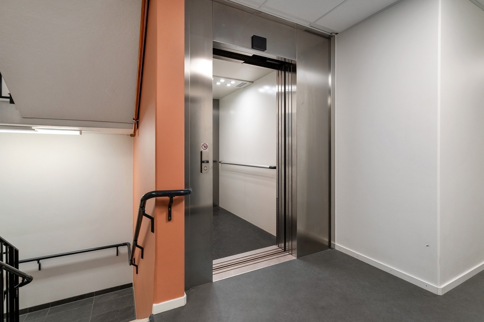 Enkel adkomst med heis eller trapper. Galleribilde