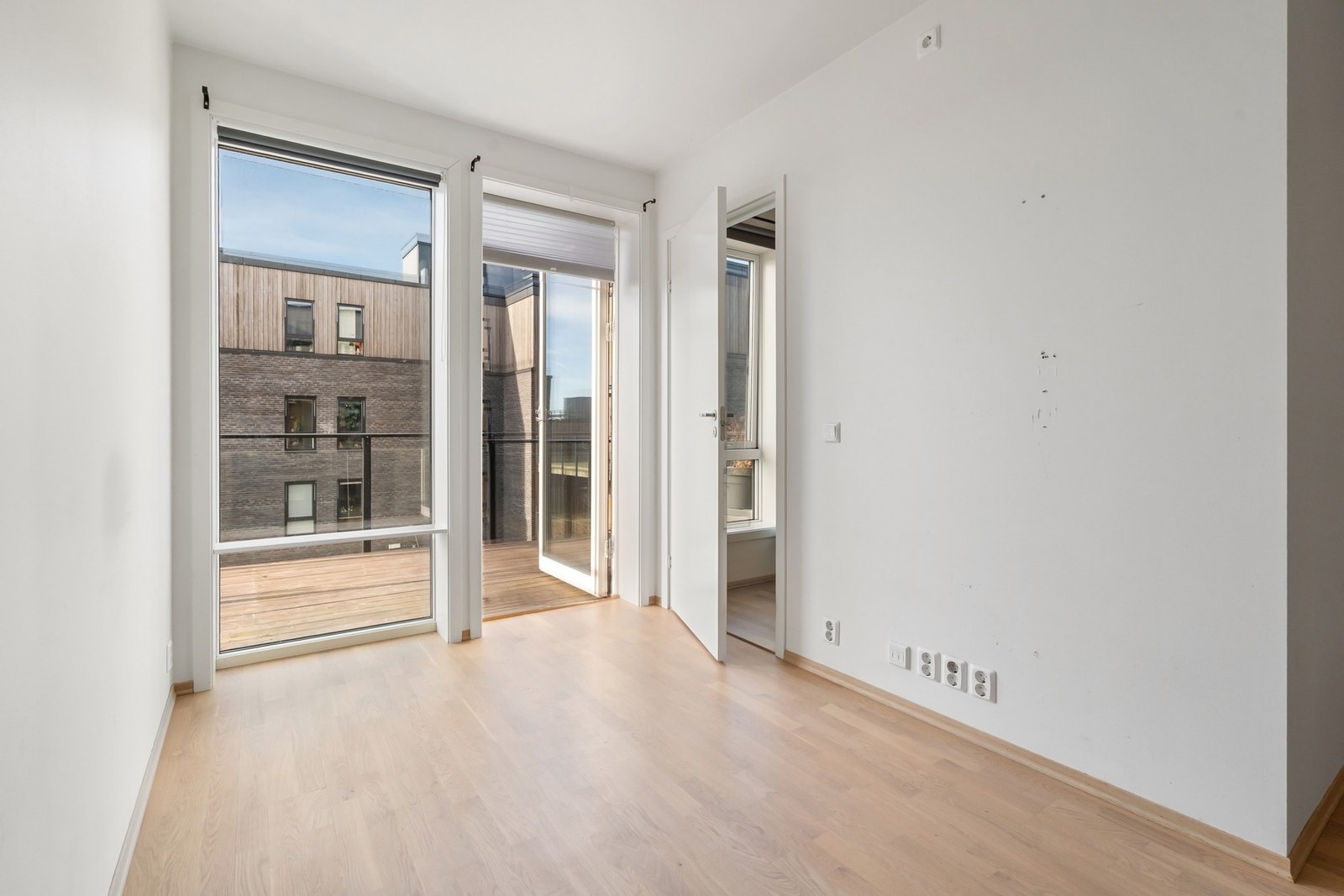 Boligen har balansert ventilasjon og vannbåren gulvvarme. Galleribilde
