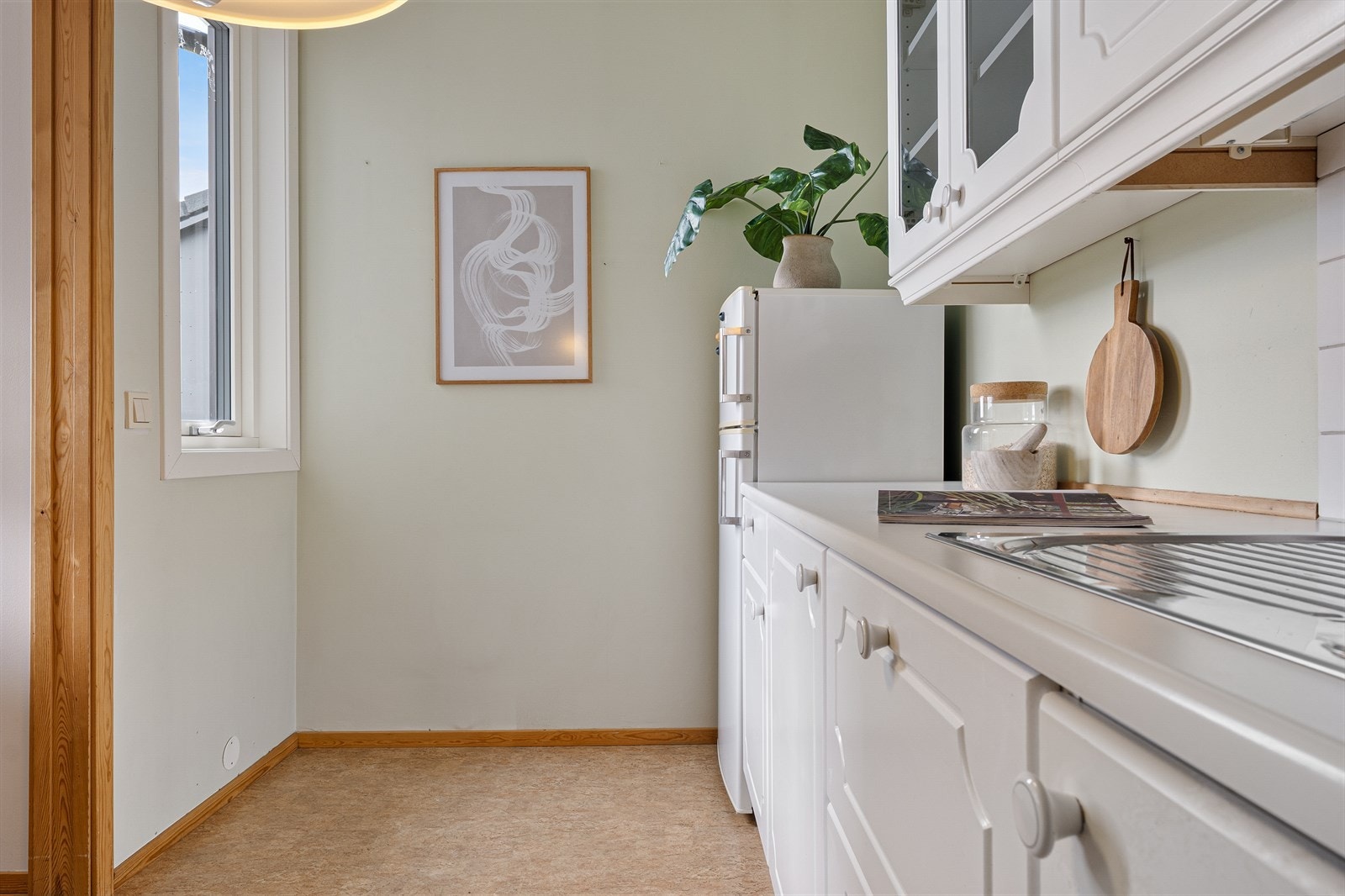 Plass til en liten sittegruppe der du kan skape et koselig spisehjørne for to. Galleribilde