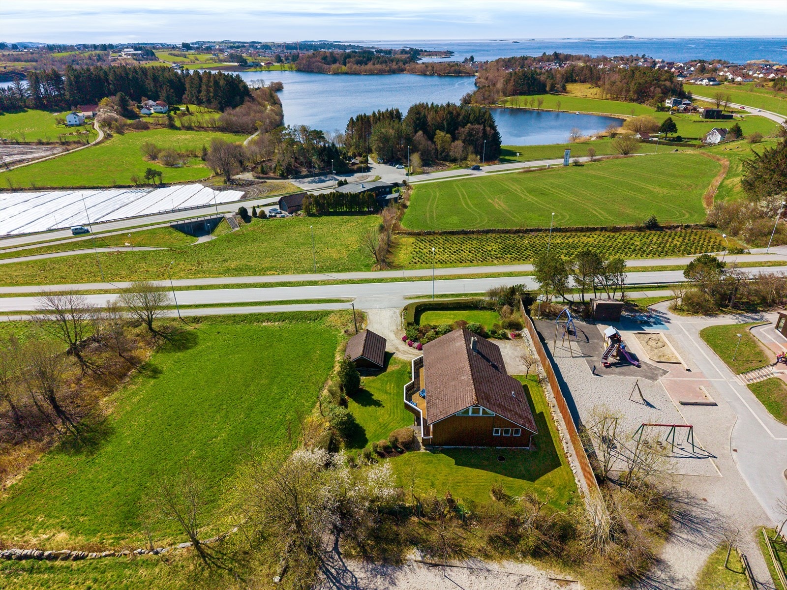 Området byr på en herlig kombinasjon av landlig ro og nærhet flotte turområder Galleribilde