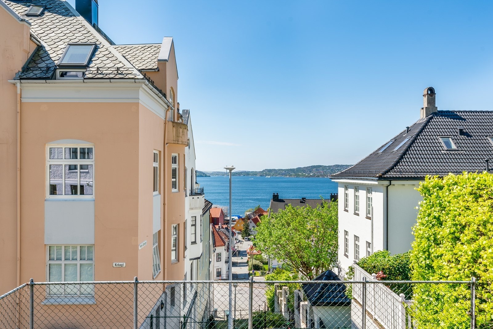 - Fantastiske turmuligheter rett ved leiligheten, som Stoltzen, Fjellveien, Fløyen og Sandviksbatteriet - Galleribilde