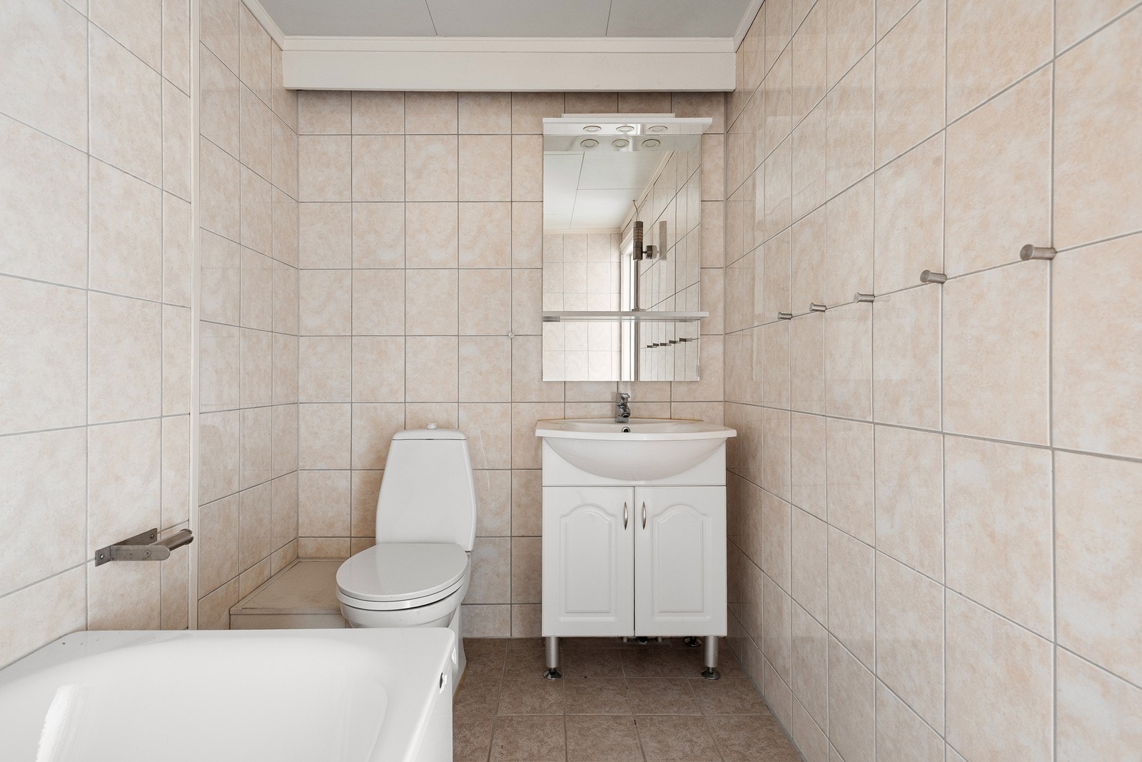 Bad med plass til badekar. Galleribilde